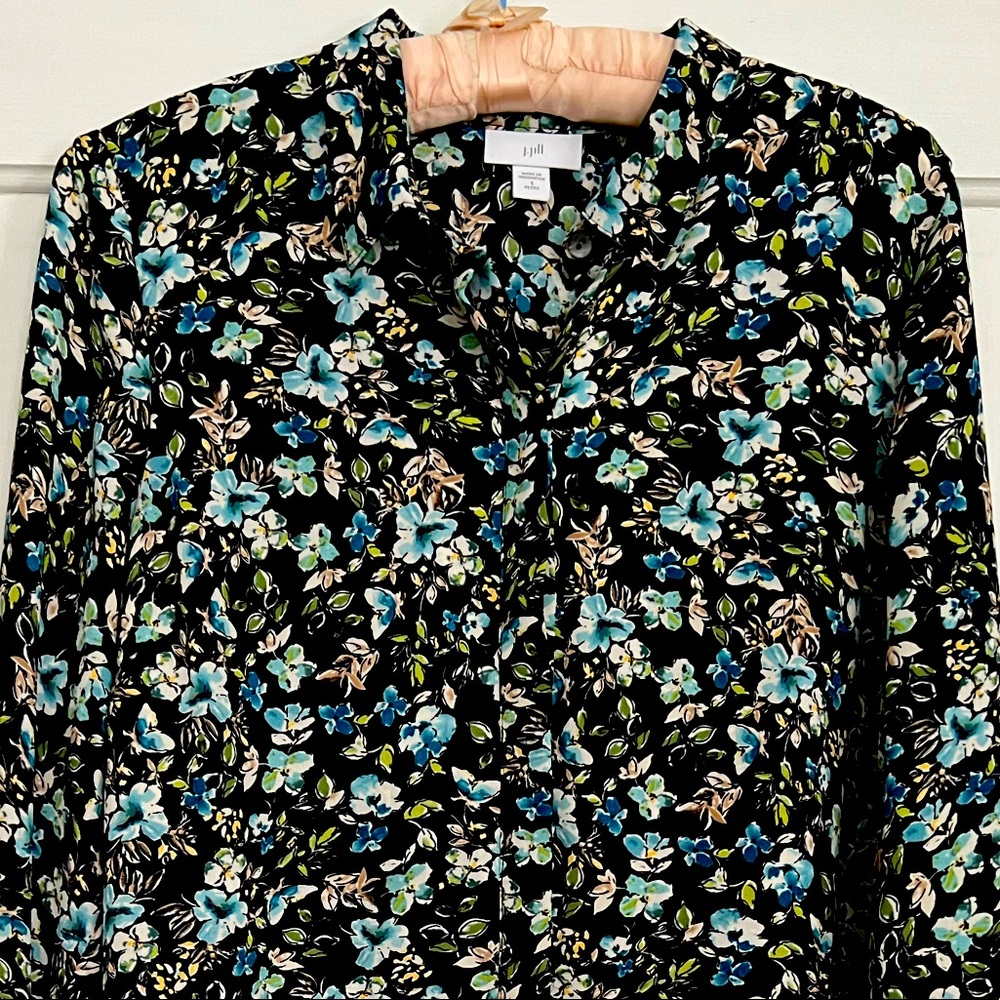 NWOT J Jill Black Floral Layered Tunic